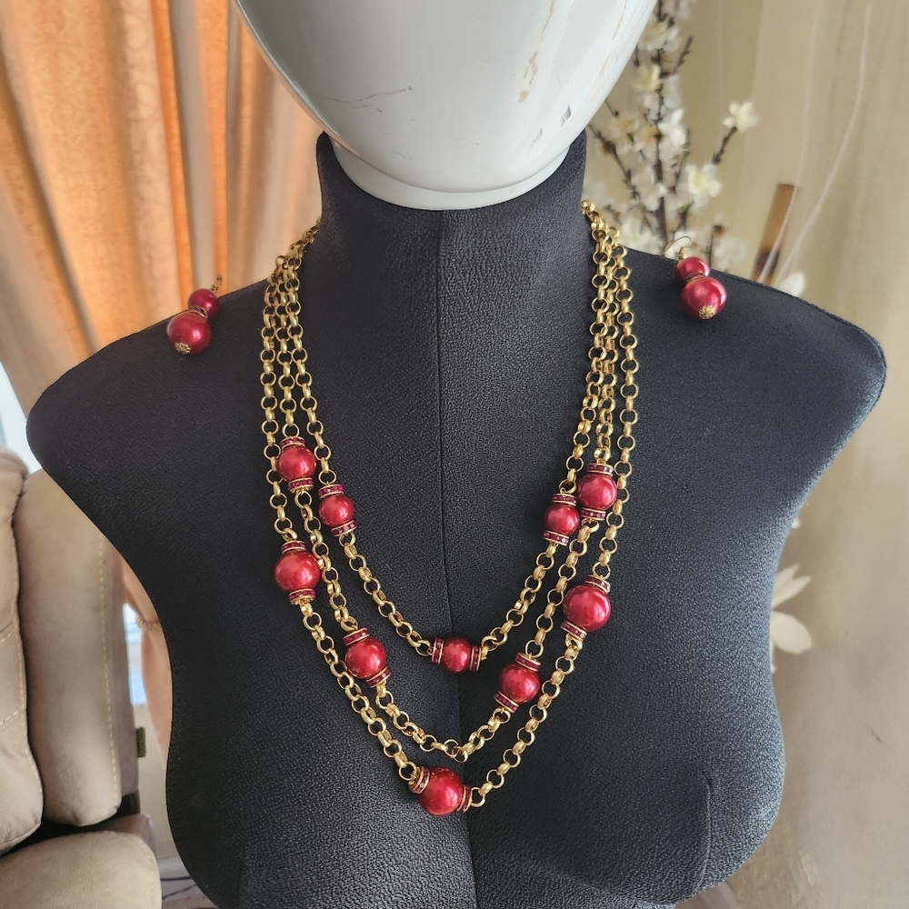 Gorgeous gold & red layered necklace and earrings